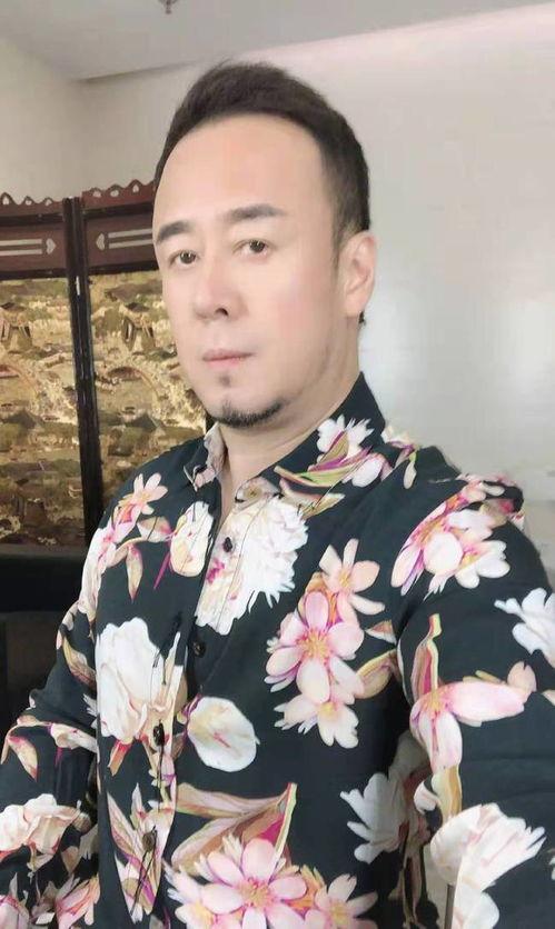 娱乐吃瓜女艺人红后,揭秘娱乐圈吃瓜女艺人崛起之路